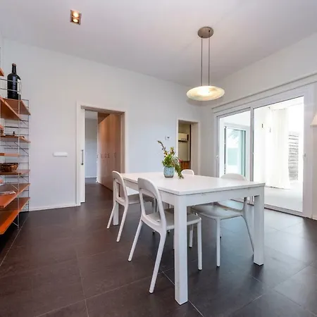 Villa White Pearl Binibeca Lujo Moderno En Binibeca Para 9 Pax